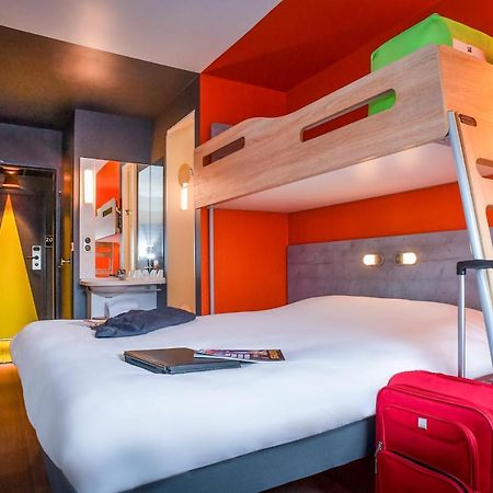 ไอบิส บัดเจ็ต กูต็องซ์ Hotel คูตองส์ ภายนอก รูปภาพ